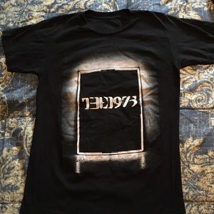 The 1975 Tee, Small